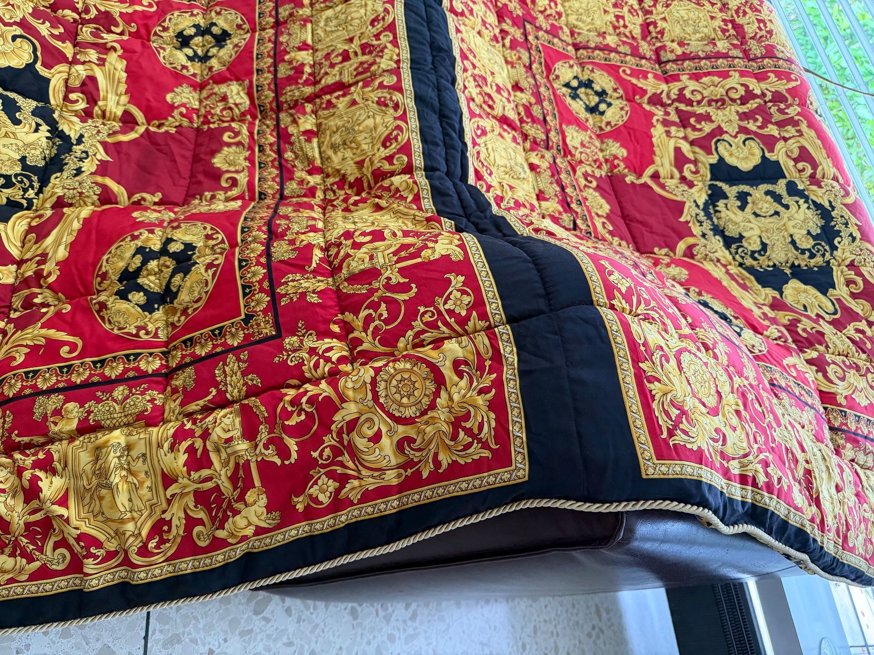 Coperte: Schöne Tagesdecke, gross – Usato da Solothurn venduto da anni22 3