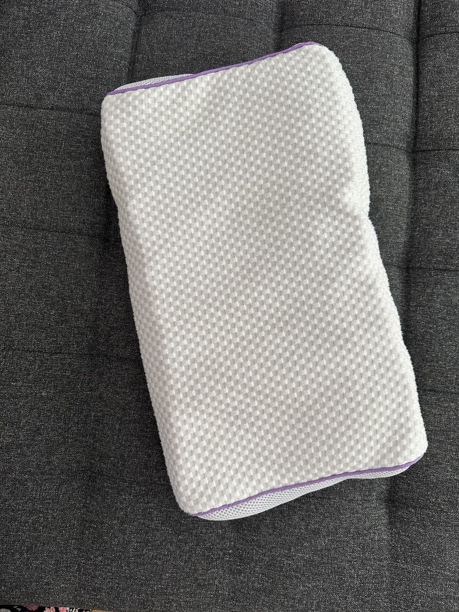 Kissen: Elastic TPE Breathable Orthopedic Neck Pillow – Gebraucht aus Staufen von nad_7jgp 1