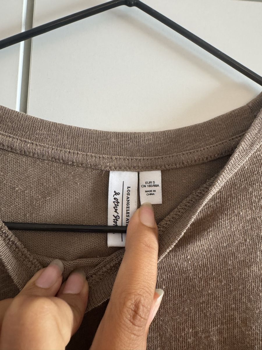Other Stories T-shirt: Braunes T-Shirt, Leine, S – Usato da Zürich venduto da noura2202 1