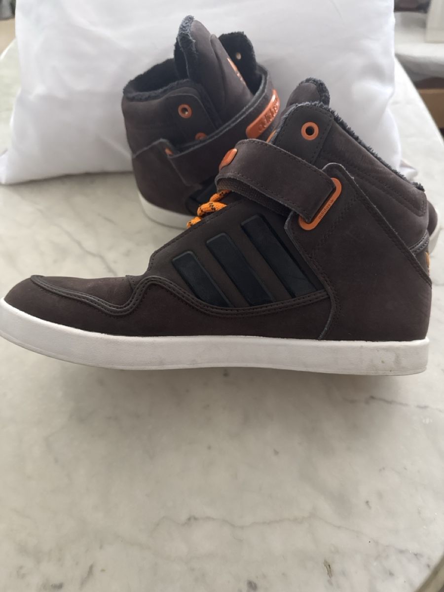 Adidas Scarpe da uomo: Coole Adidas Schuhe Grösse 42 – Usato da Bern venduto da Marym 1