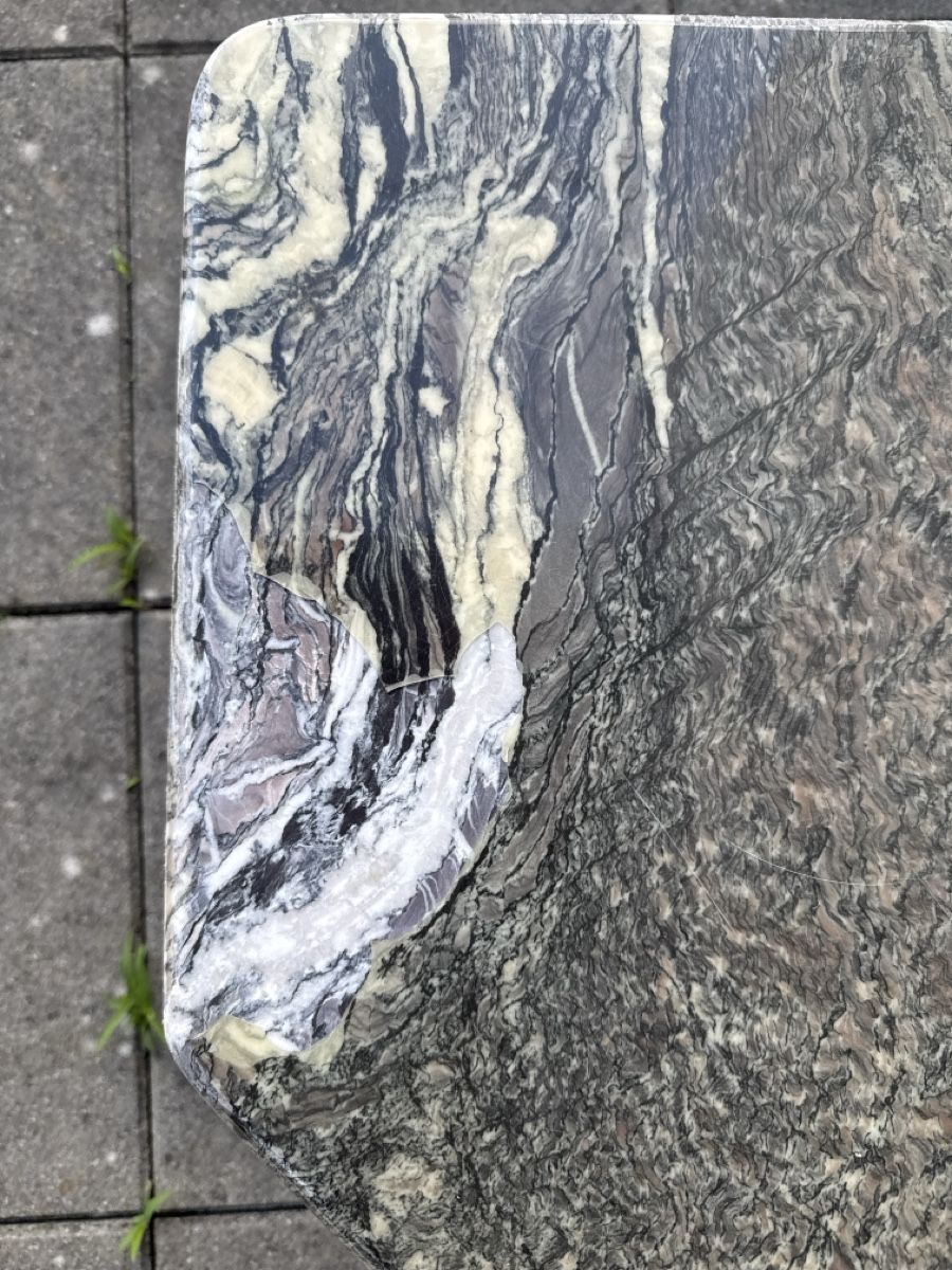 Tavoli: Marmor Naturstein Tisch – Usato da Bern venduto da U2000 2