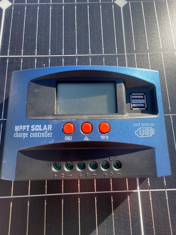 Solargeräte und Solarprodukte: Solaranlage mit 2 Panel – Gebraucht aus Wengi b. Frutigen von Tomaeg0 1