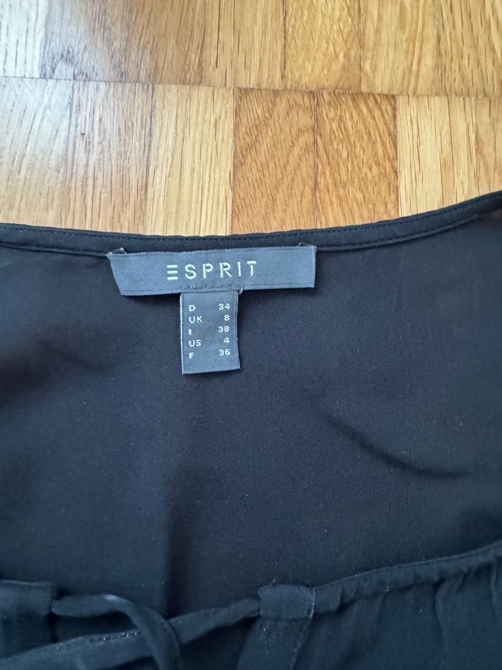 Esprit Camicette: Esprit Bluse schwarz Grösse S - elegant & zeitlos – Usato da Jona venduto da Good_luck1_ 1