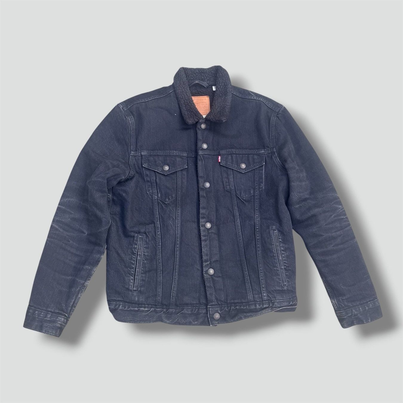 Levi's Jacken: Levi Strauss black fluffy denim jacket – Gebraucht aus St. Gallen von sourced_limited