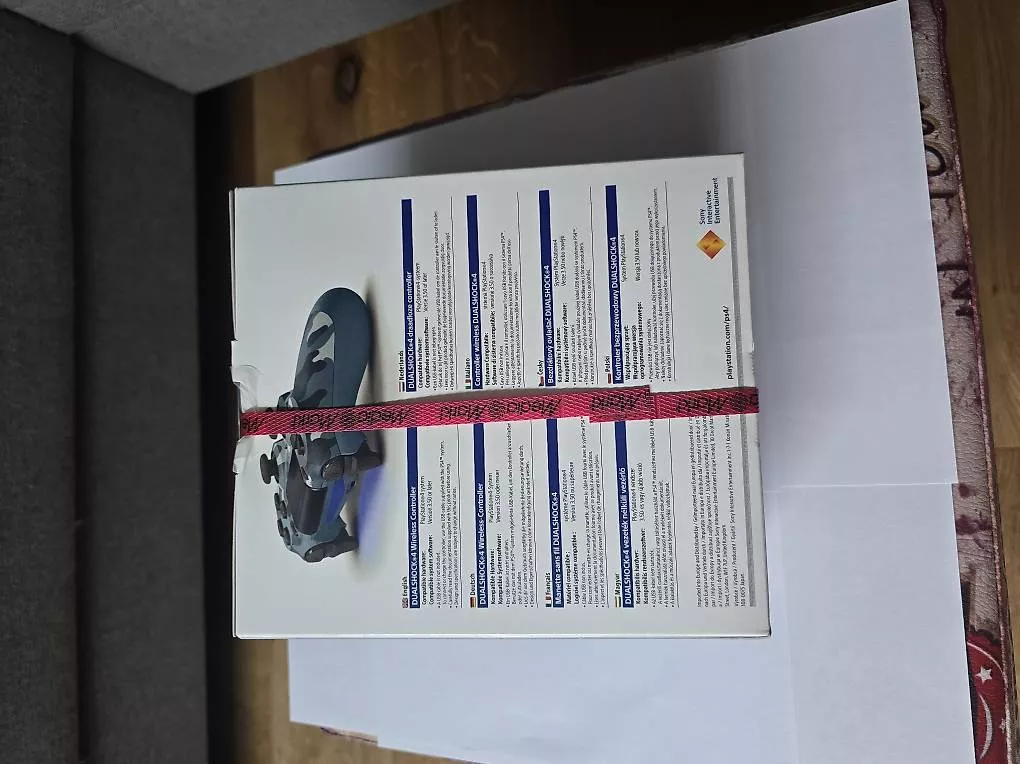 Controller: Sony DualShock 4  – Nuovo e nell'imballaggio originale da Buchs LU venduto da san_df8f 1