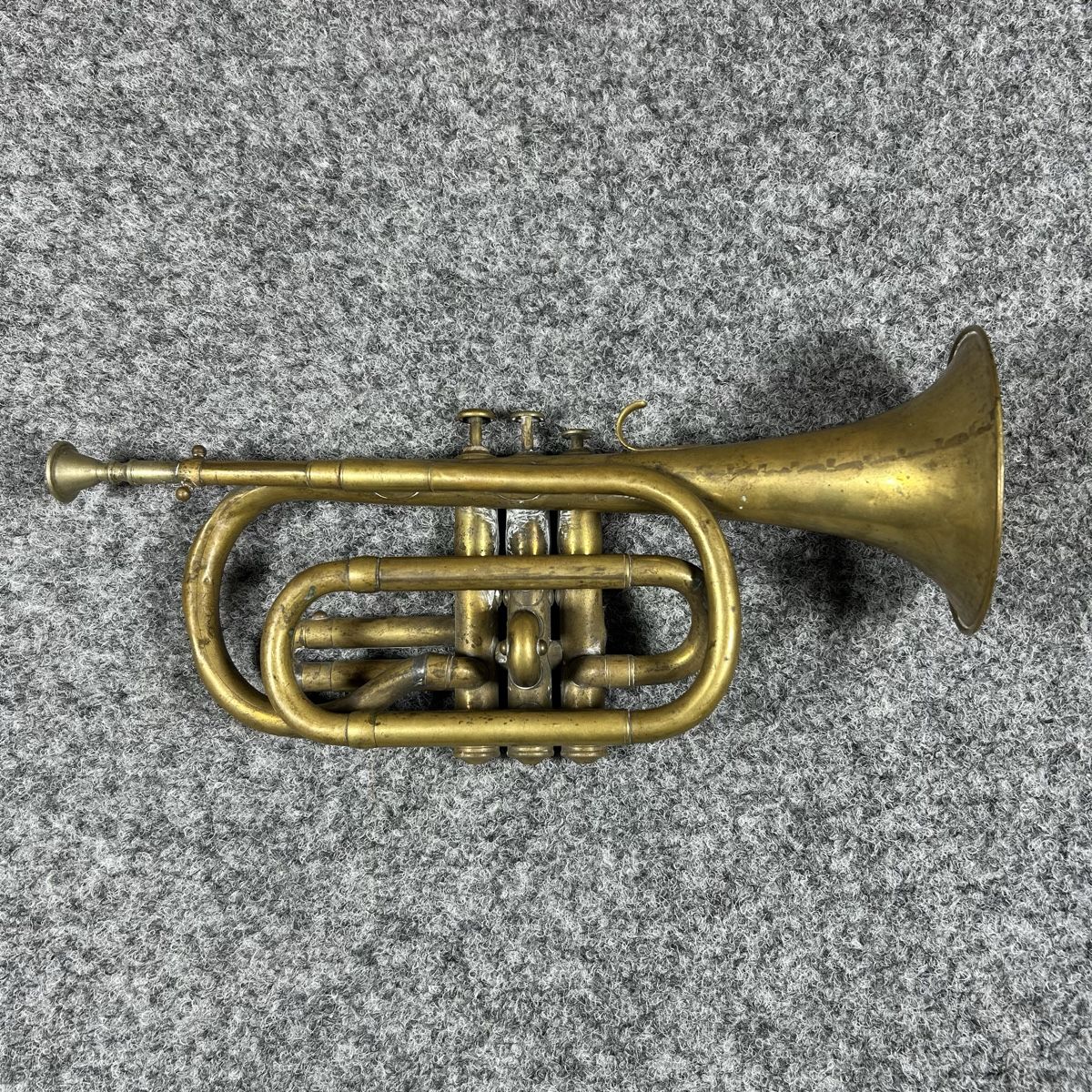 Strumenti musicali: Trumpet – Difettoso da La Sagne NE venduto da Matlasape