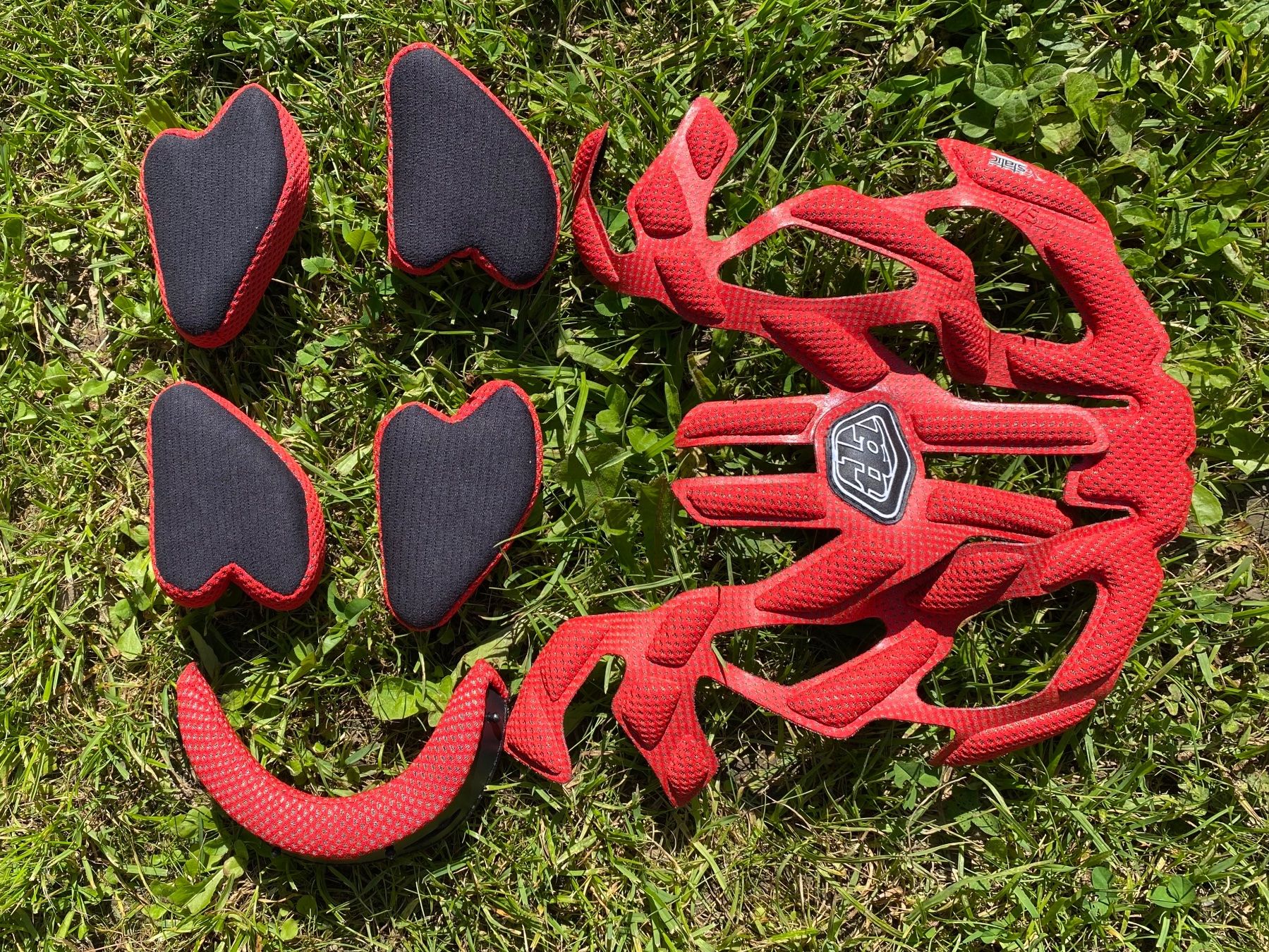 Troy Lee Caschi: Troy Lee Helm – Nuovo (secondo la descrizione) da St. Gallen venduto da brudererm 4