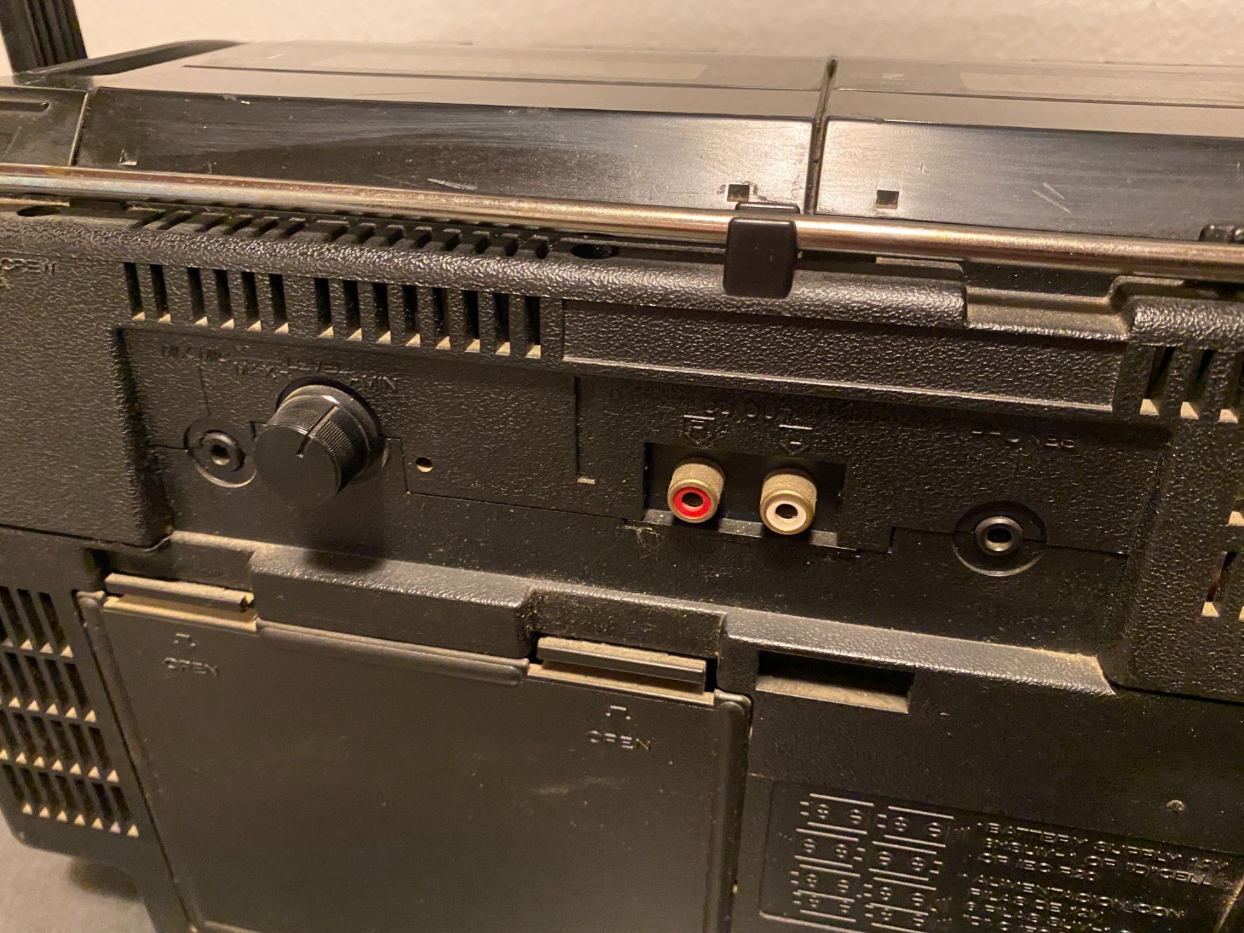 Hitachi Aufnahmegeräte: Hitachi Double Tape Recorder mit CD PLayer, Radio – Gebraucht aus Basel von VinylLover68 5