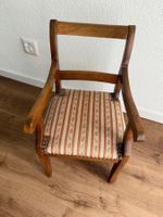 Antiker Puppenstuhl
