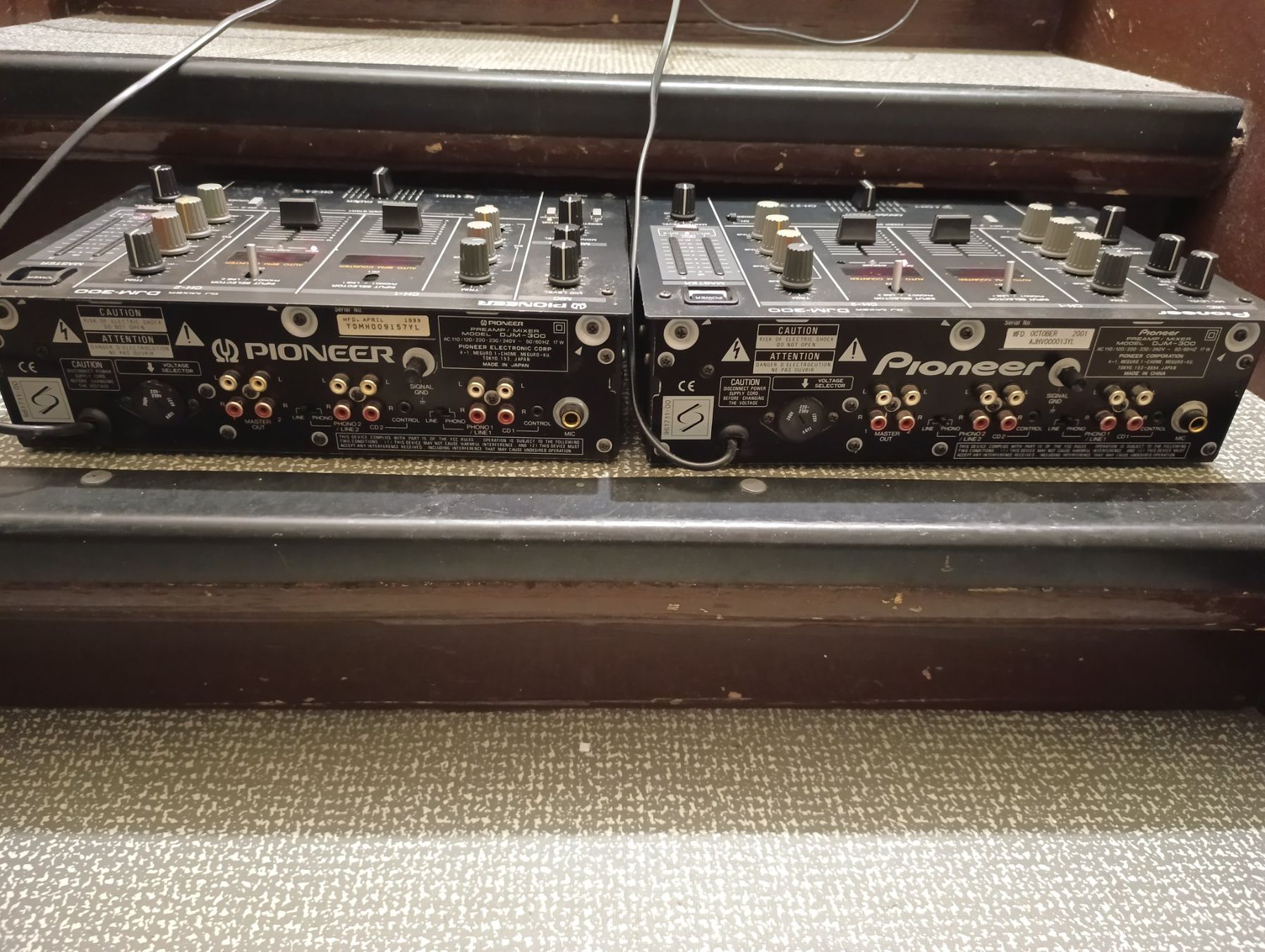 Pioneer Mischpulte: 2 Pioneer DJM300 – Gebraucht aus St imier von Rieju23 3
