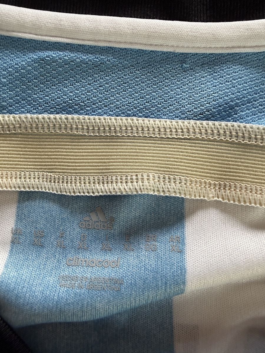 Adidas Canottiere & Pantaloni: Original Argentina Messi 2014 WC – Usato da Aarberg venduto da marcoo237 2
