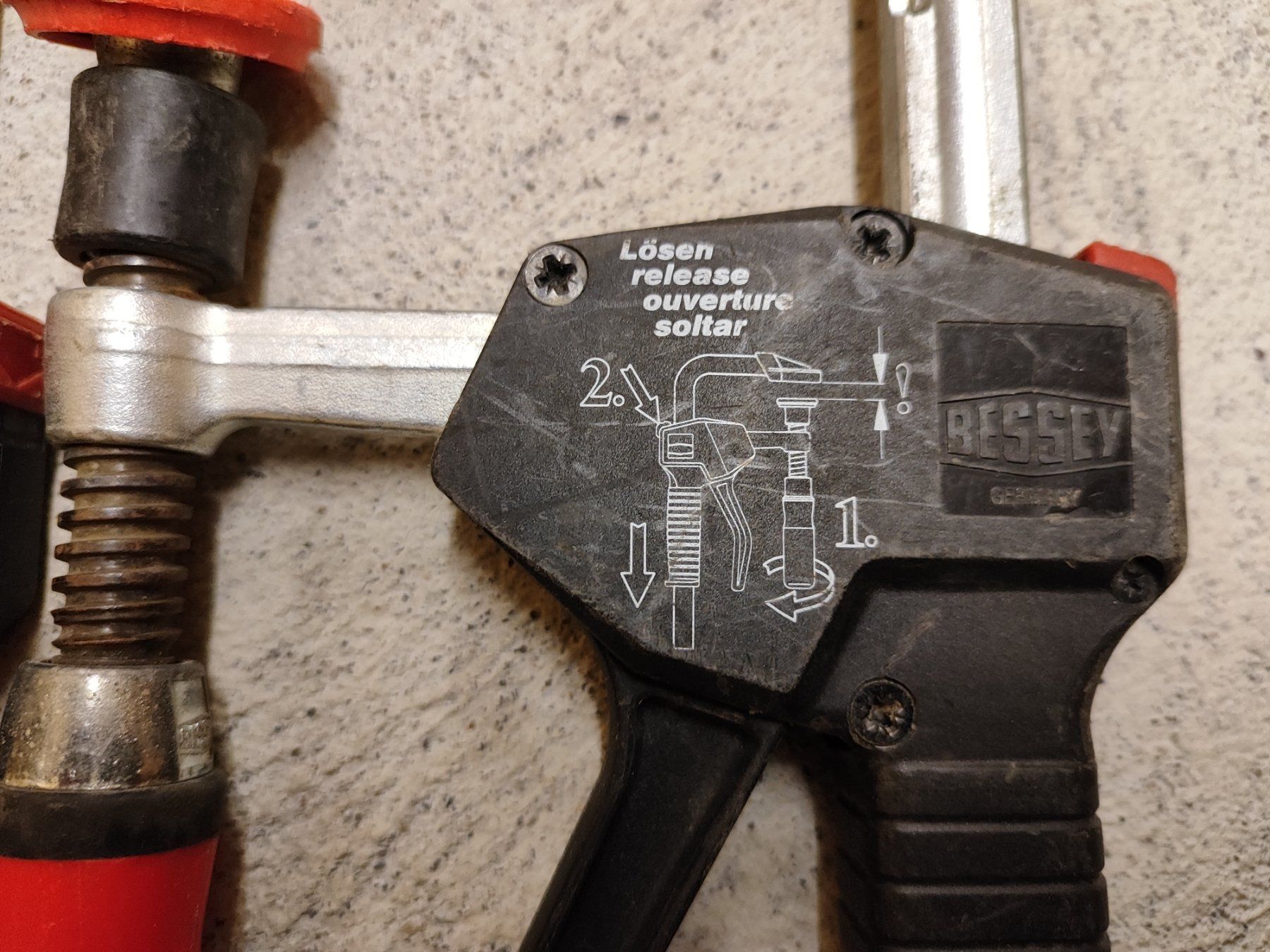 Bessey Alle Werkzeuge: Schraubzwinge Bessey Profi – Gebraucht aus Merenschwand von  3