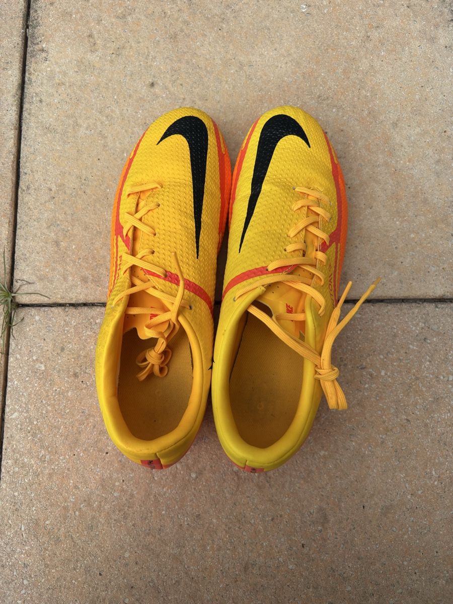 Nike Chaussures hommes: Phantom Nockenschuhe Fussball – D'occasion à Würenlos par anx.ne 2