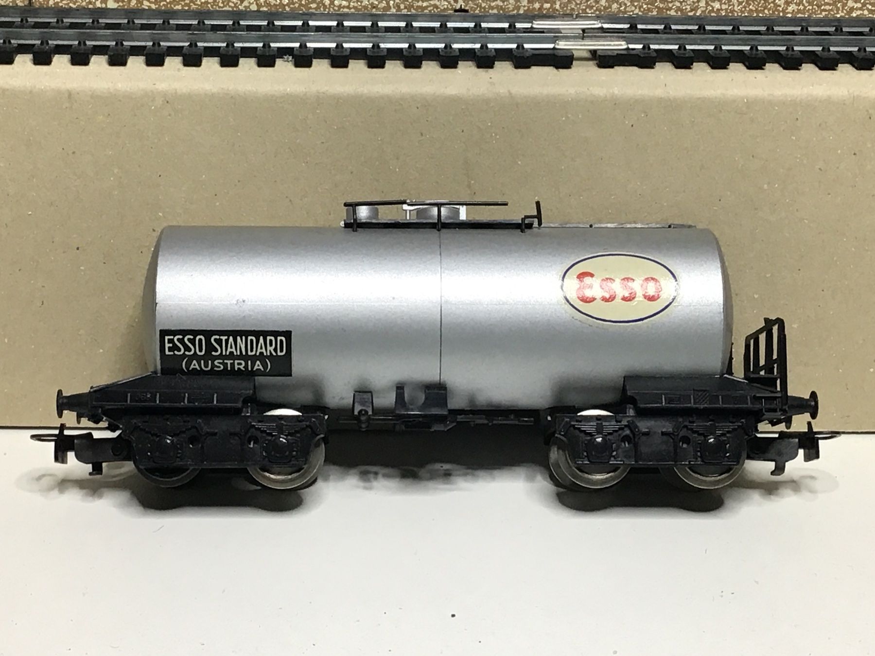 Kleinbahn Modelleisenbahnen: Kleinbahn Silowagen – Gebraucht aus Männedorf von Spezial-Modelle 1