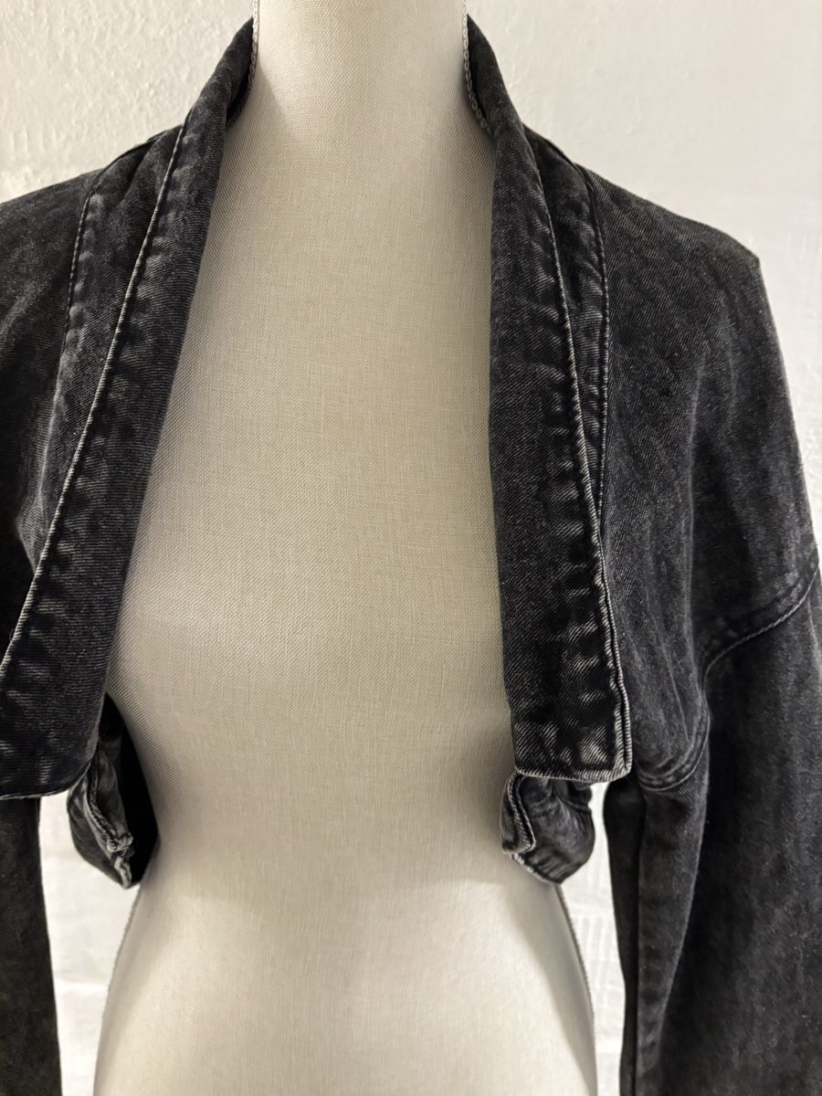 Shein Jacken: Damen Jeansjacke,Gr.M;Shein – Gebraucht aus Winterthur von Nena222 1