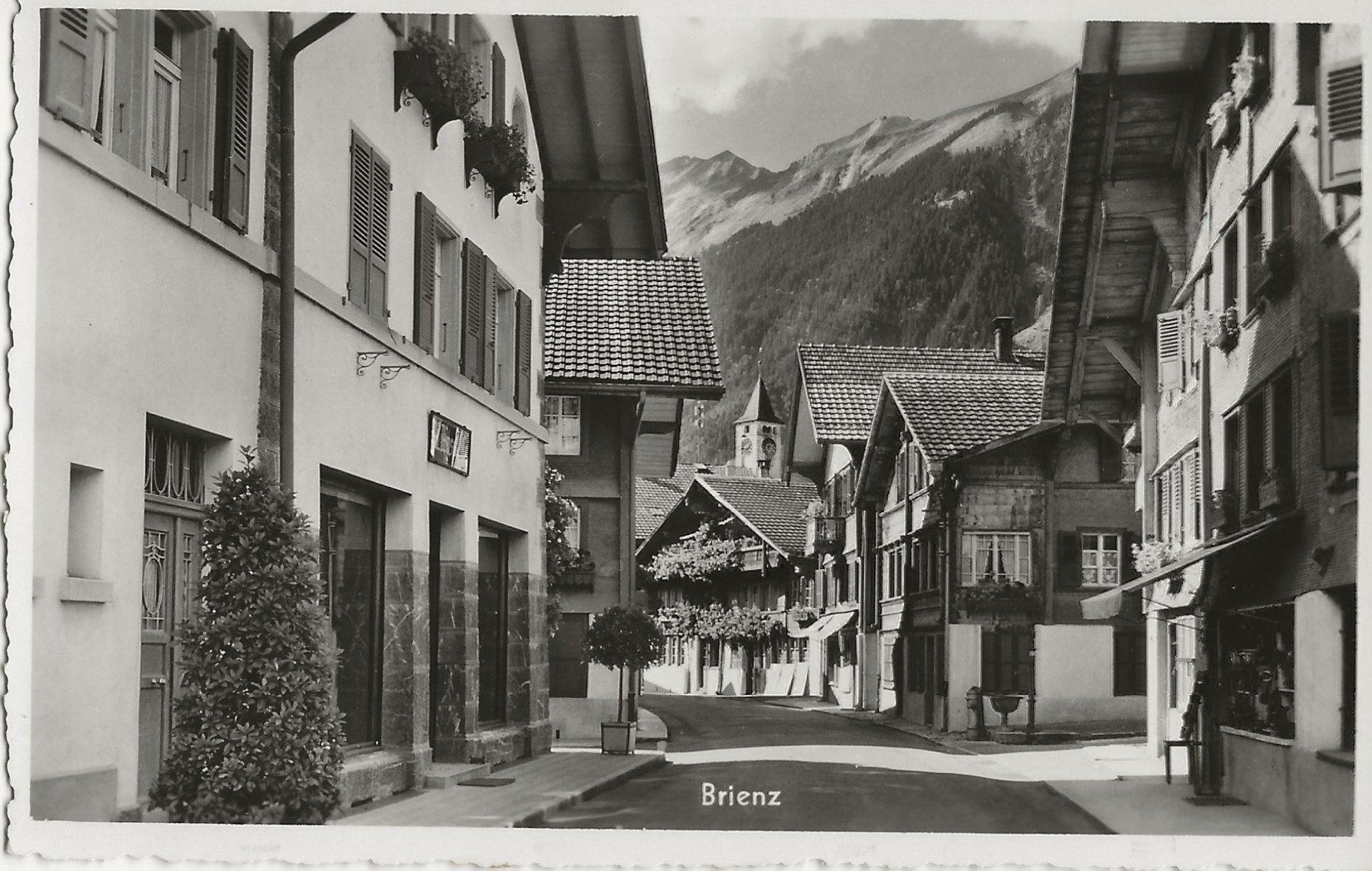 Cartoline postali: Brienz, Dorfpartie – Usato da Frauenfeld venduto da Merk52
