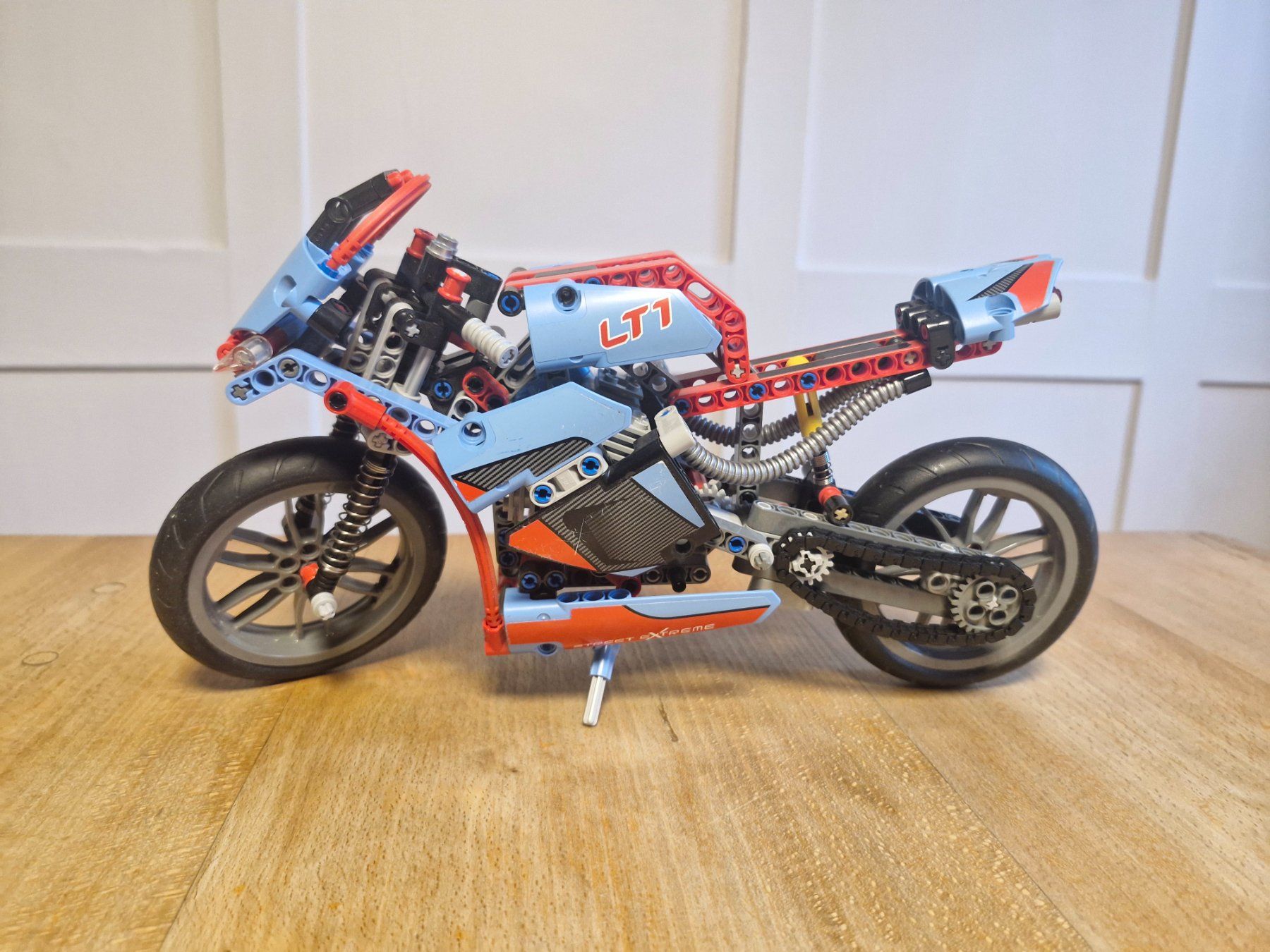 Lego Kit di costruzioni: Lego Technic 42036 Motorrad – Usato da Wiesendangen venduto da enbtracked 1