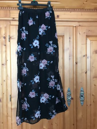 H & M JUPE / ROCK LANG / GRÖSSE S - NEUWERTIG