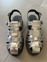Sandales Dr. Martens taille 38.5