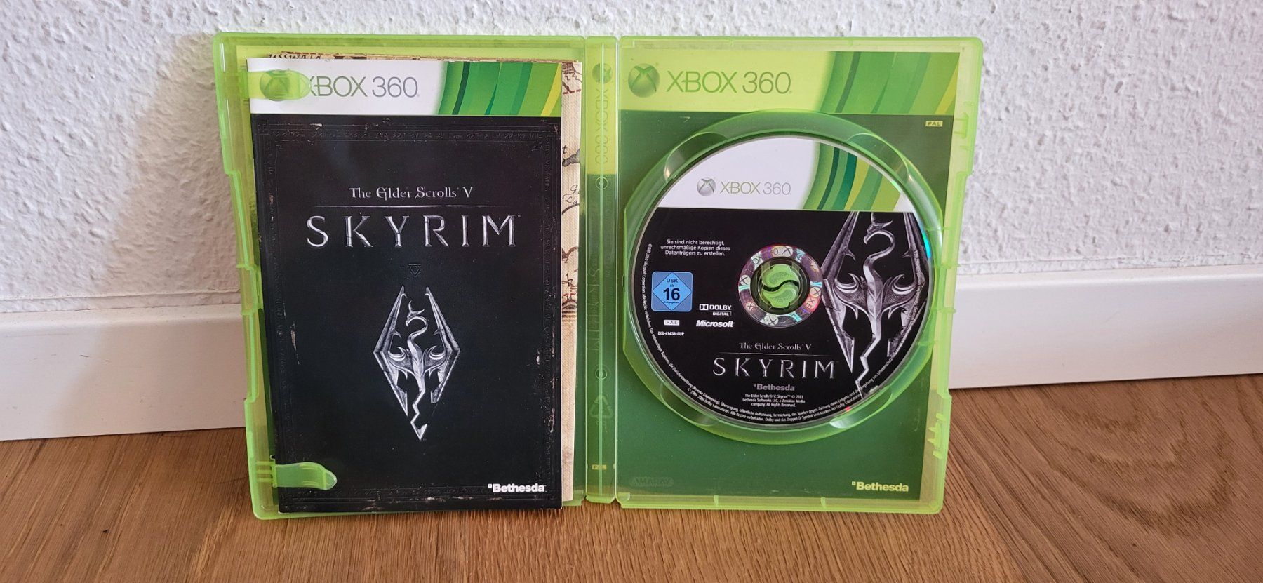 Microsoft Giochi: Xbox 360 - Skyrim – Usato da Münsingen venduto da DigitaleSpielecke 2