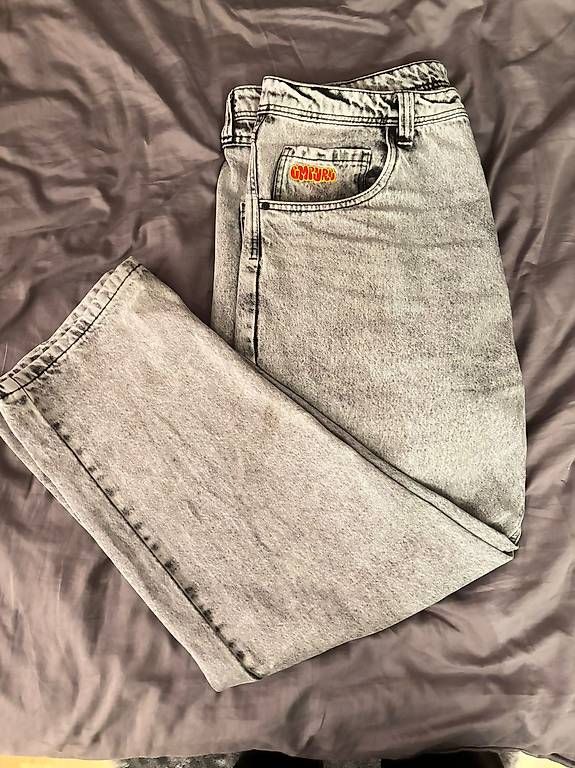 Jeans: Jeans – Gebraucht aus Willisau von lev_f6dx