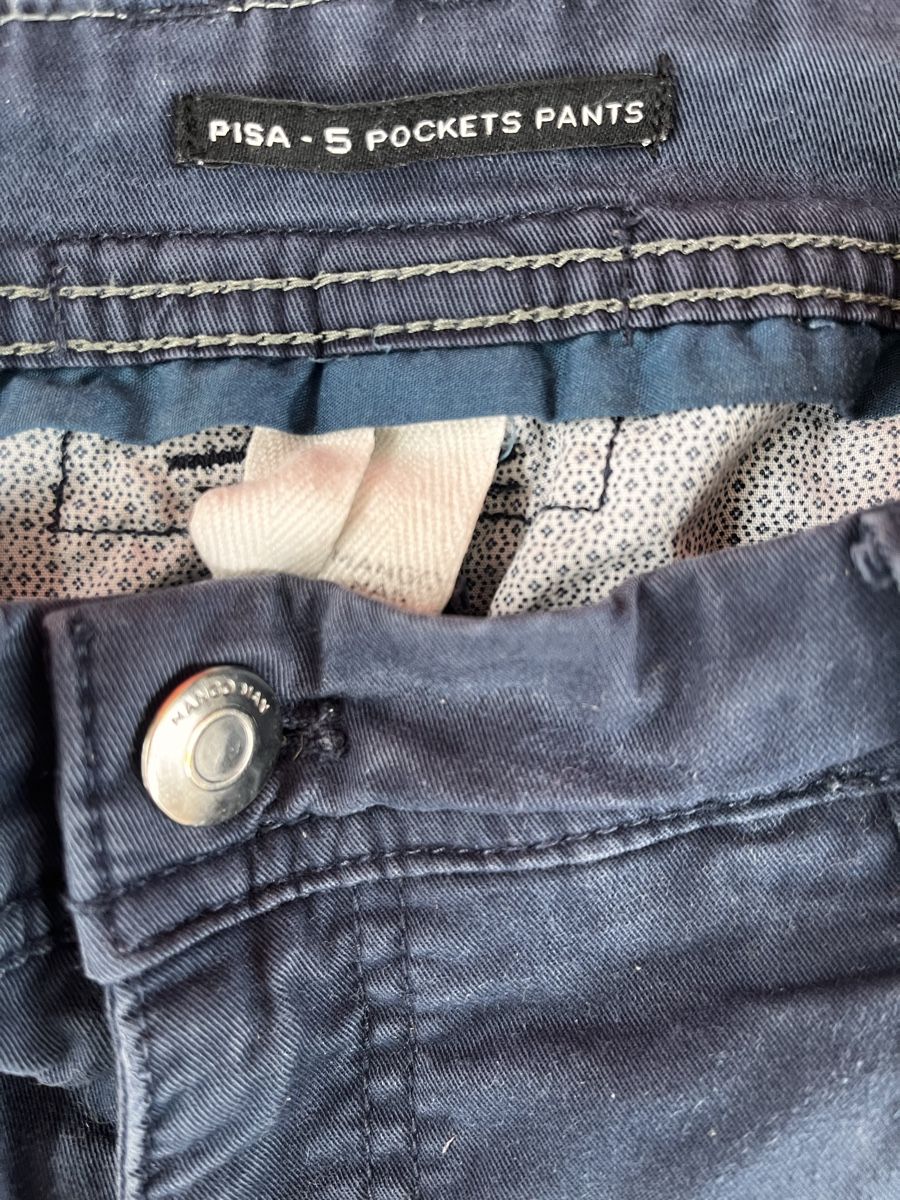 Mango Jeans: Pantalons jeans bleu marin Mango Man Taille 40 – Gebraucht aus Romont FR von cat_j6ww 2