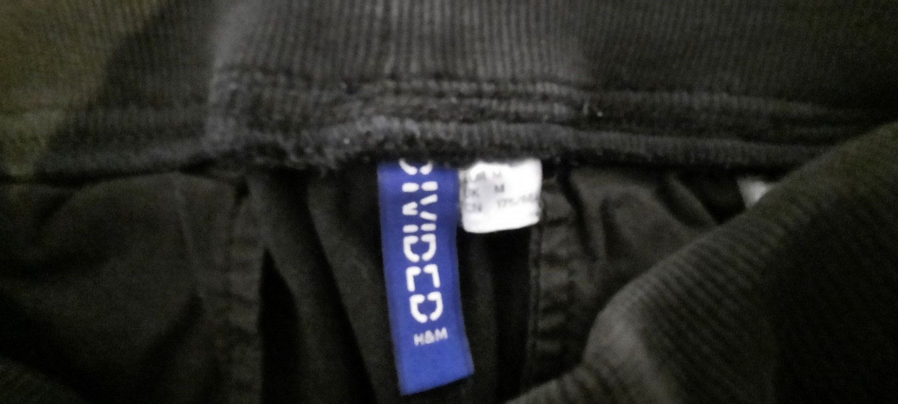H&M Hosen: ***H&M*** Divided Hose schwarz Gr. M – Gebraucht aus Wädenswil von H2H_Secondhandshop 1