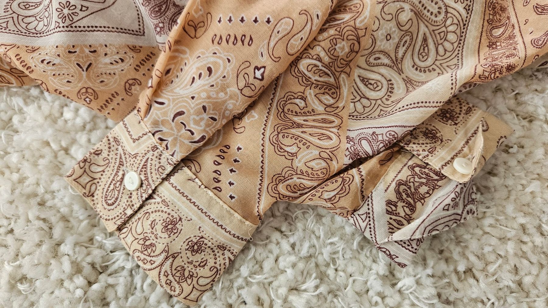 Stradivarius Camicette: Leichte, beige Bluse mit Boho-Muster Gr. S – Usato da Hettlingen venduto da Leaena279 4