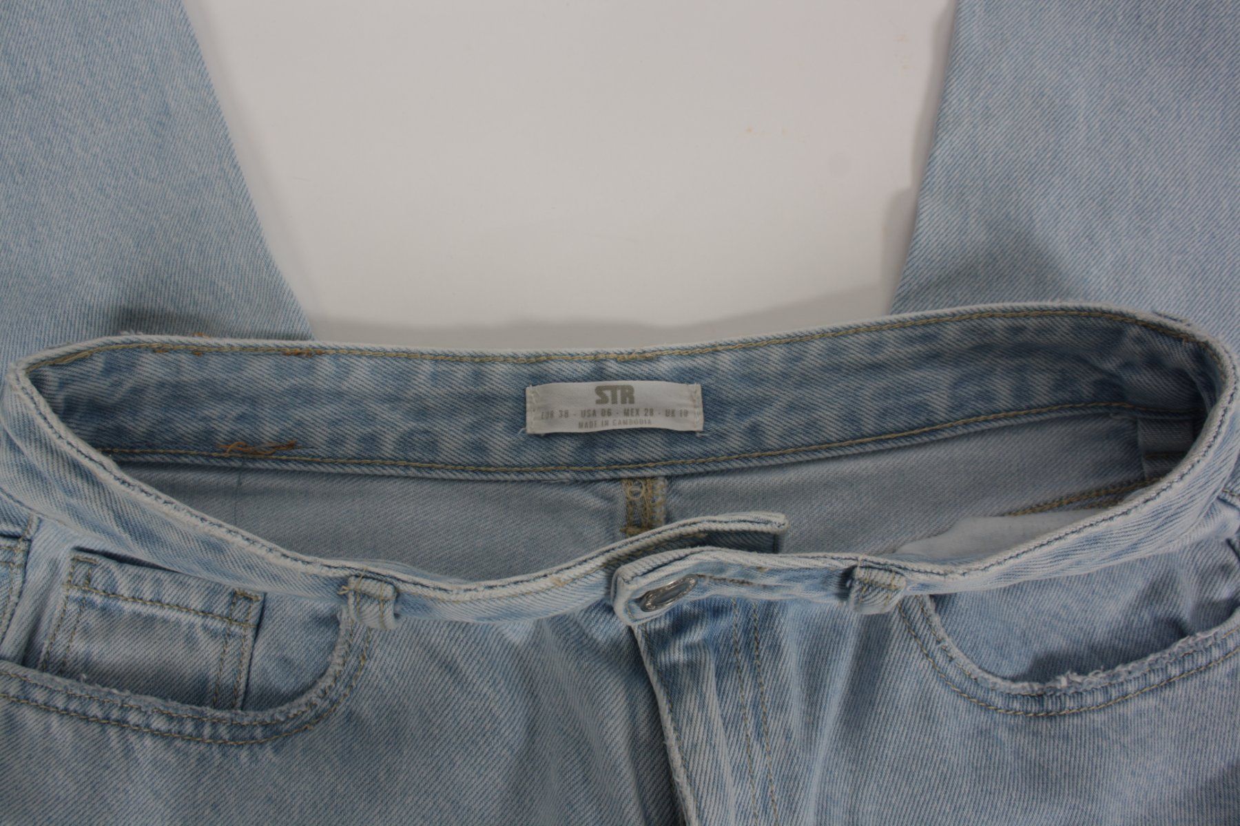 Stradivarius Jeans: STR Jeans 38 – Gebraucht aus Zollikofen von Restwert_Zollikofen 2