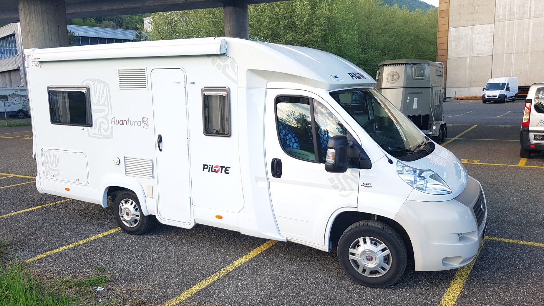 Pilot Veicoli da campeggio: Camping-Car Profilé – Usato da Biel/Bienne venduto da cgu_pf9k