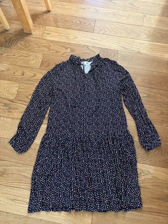 Schönes Kleid Esprit EDC NEU