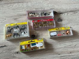 Div. H0 Noch Bauerhof Tiere und Strassenschilder