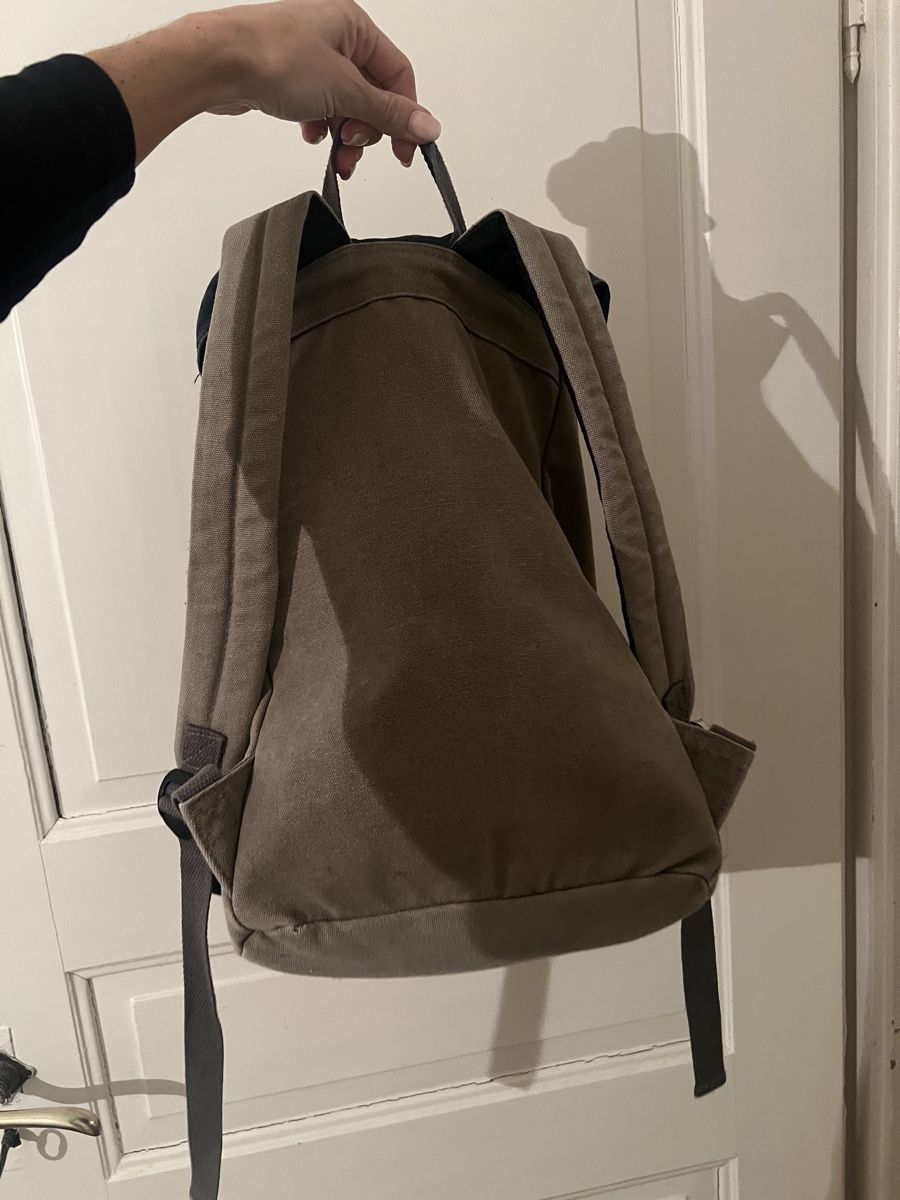 Zaini: Retro Gola Rucksack – Usato da Basel venduto da evaelette 3