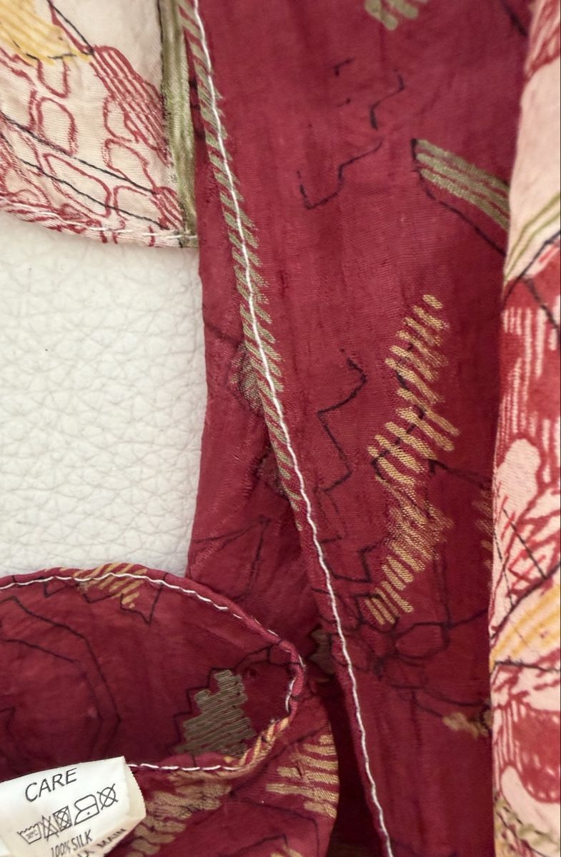Foulards & écharpes: Seiden Schal 🌸 – D'occasion à Opfikon par Luis144 1