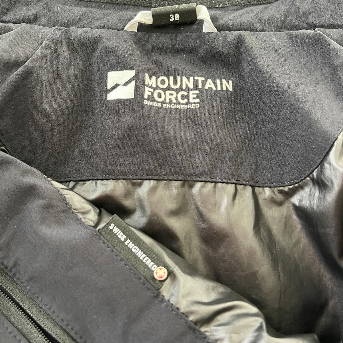 Giacche: MOUNTAIN FORCE Jacket – Nuovo (secondo la descrizione) da Emmen venduto da Avviivva_Com2023 6