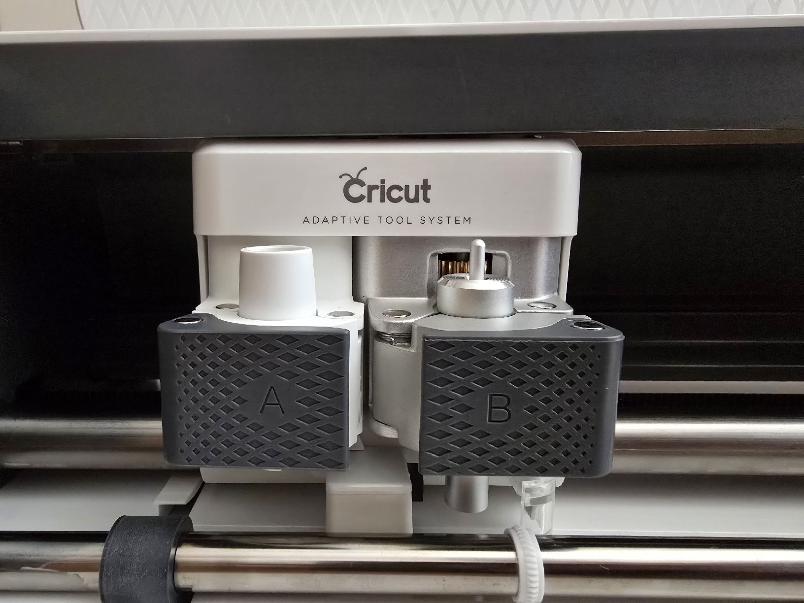 Cricut Imprimantes: Cricut Maker Champagne – D'occasion à Birrwil par D-Keller 4