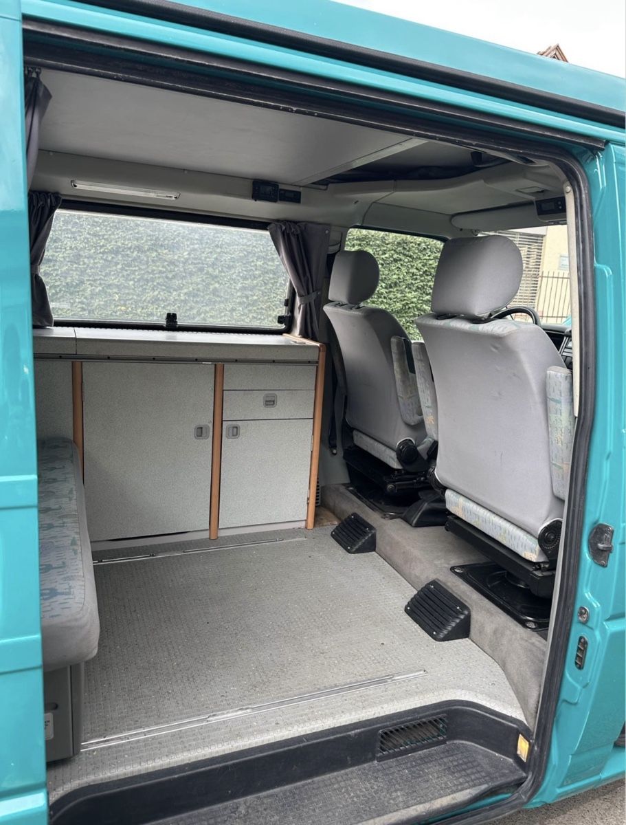 Westfalia Camping Fahrzeuge: VW T4 Westfalia California Coach – Gebraucht aus Morges von happybuyer 3