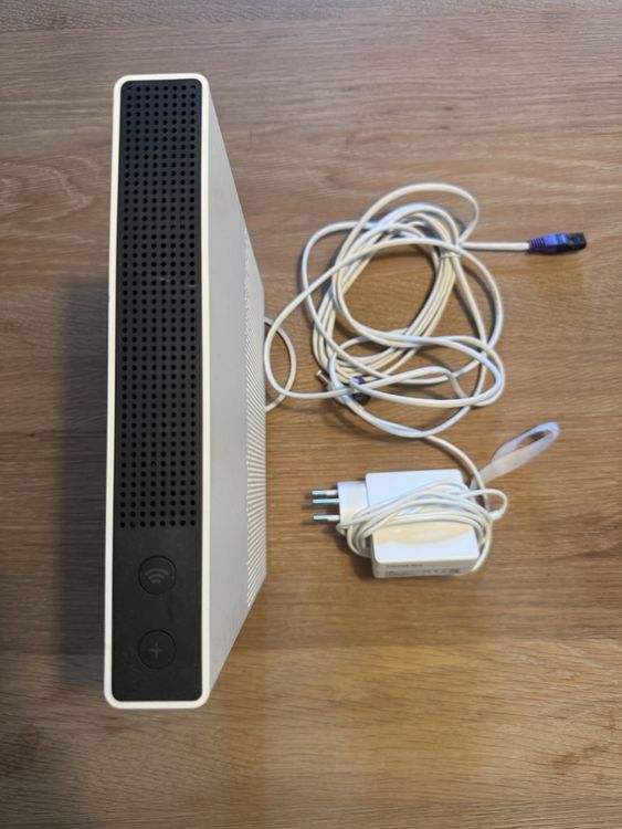 Swisscom Internet Box 3, Ideal für Homeoffice (Gebraucht) in Hinwil für ...