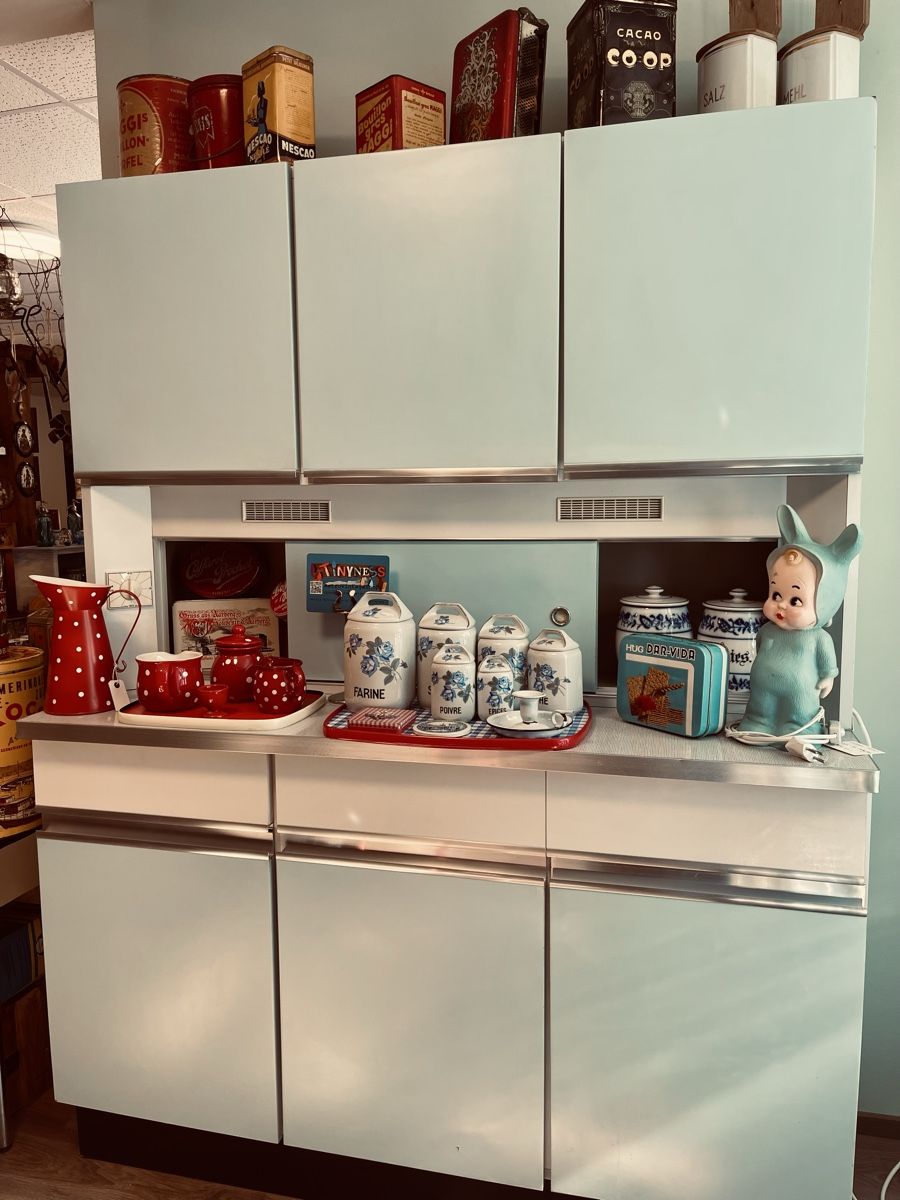 Credenze: Küchenbuffet Vintage hellblau 1950ies  – Usato da Merligen venduto da aebi57 4