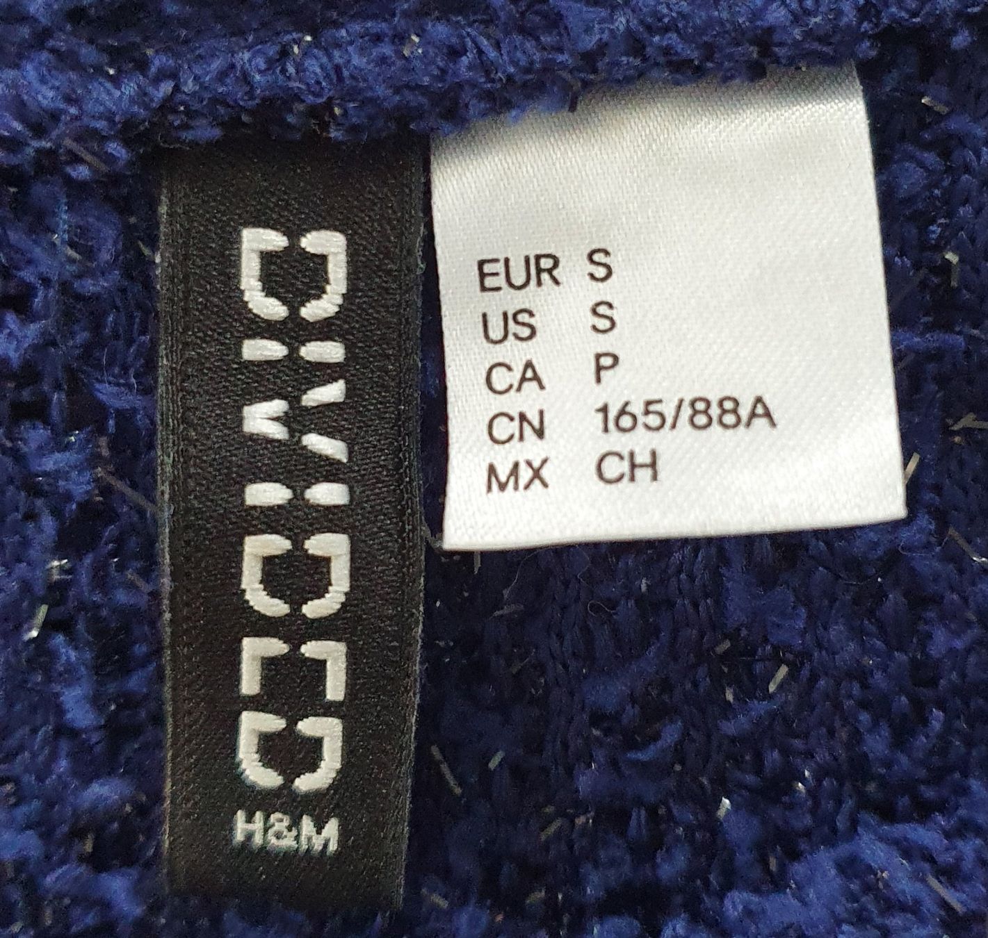Pullover & Sweatshirts: Cropped Glitzerpullover – Gebraucht aus Zizers von Natascia.Lentini 2