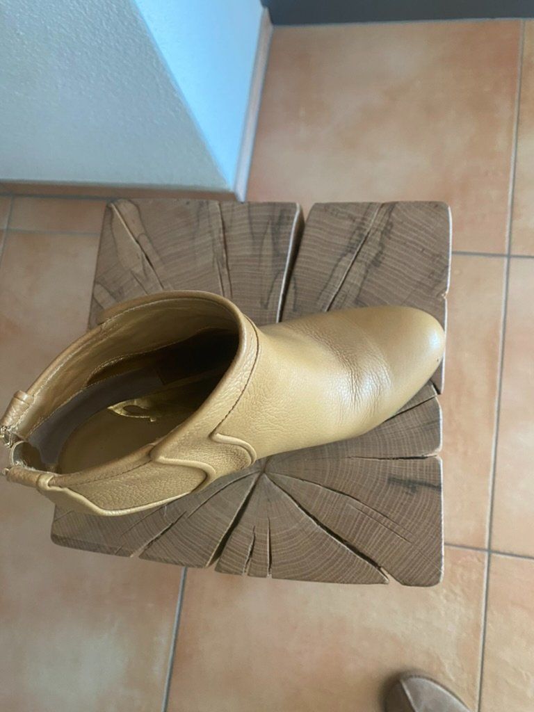 Scarpe da donna: Beige Stiefeletten Liliput – Usato da Nuerensdorf venduto da ghi_b7xs 7