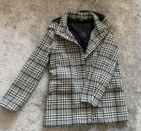 Yessica Wool Houndstooth Coat, Size S