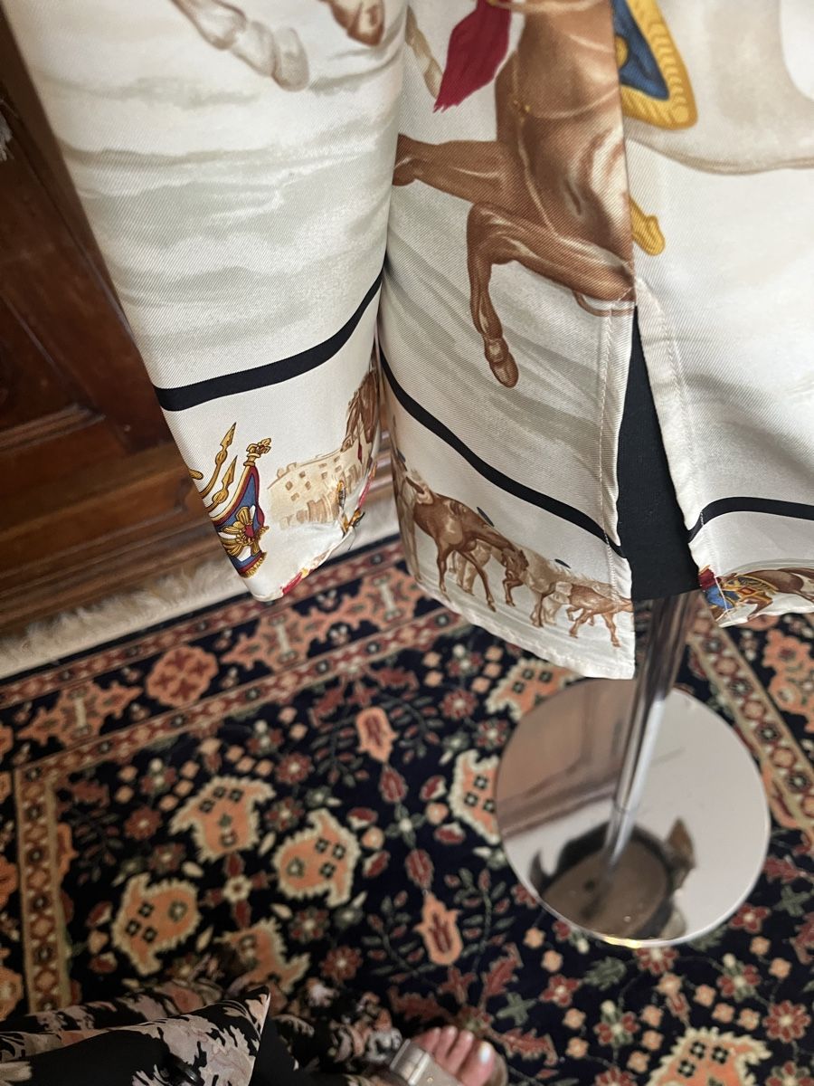 Etro Camicette: Etro blusa 100% seta – Usato da Locarno venduto da cichita 5