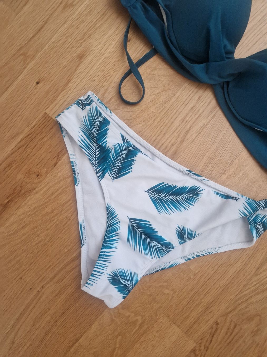 Costumi da bagno & Bikini: Bikini - Grün/Weiss - Gr M – Usato da Reinach BL venduto da Dschinni80 1