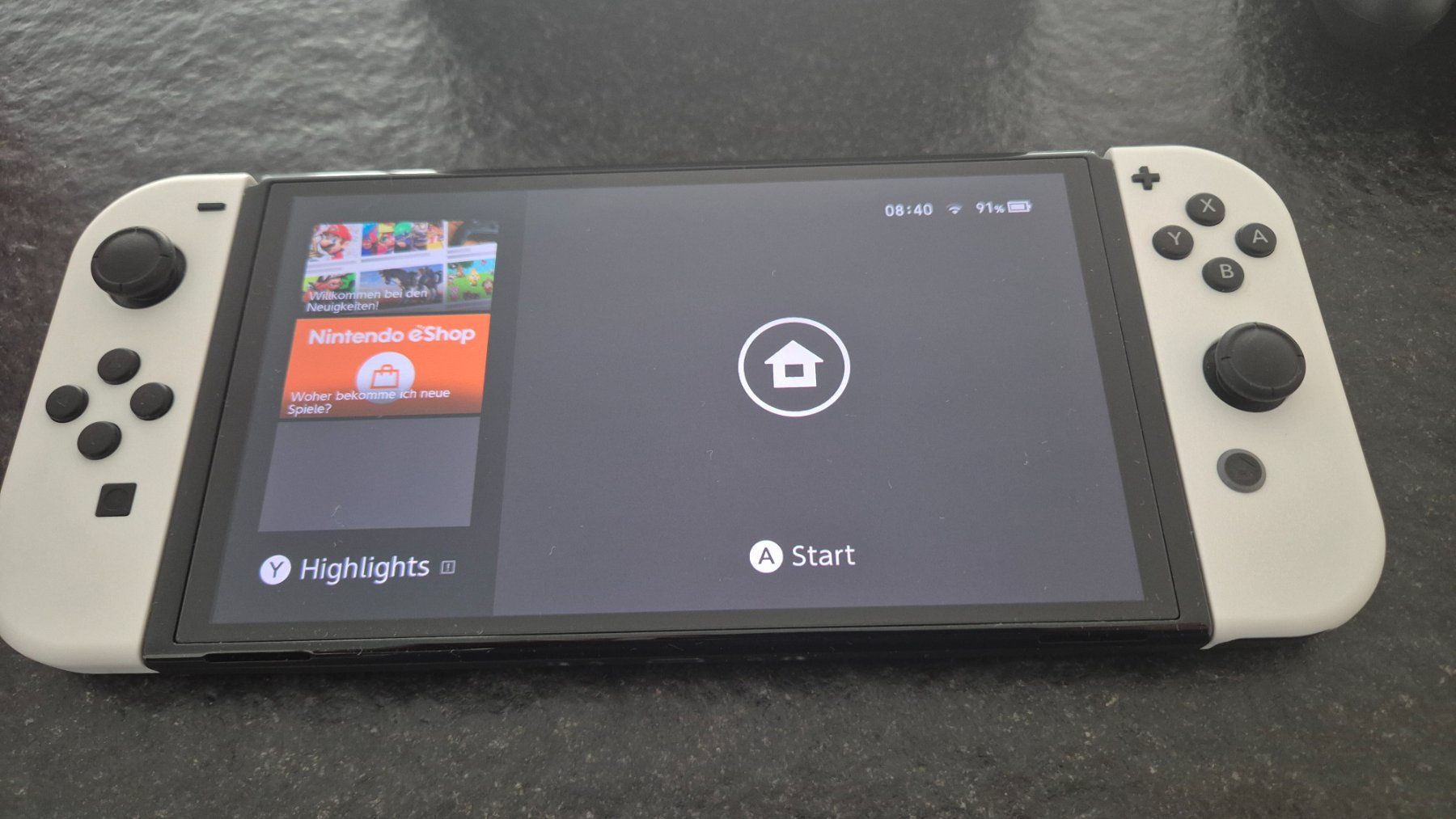 Nintendo Konsolen: Neuwertig: Nintendo Switch OLED Weiss+2 Controller+3D Mario – Neu (gemäss Beschreibung) aus Zeiningen von McEddie_1297 2