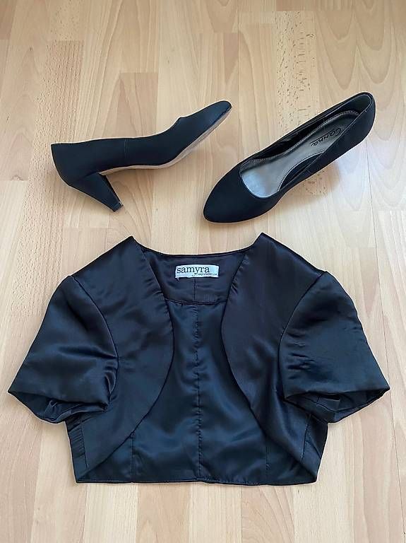 Vestiti: Kleid Blau – Usato da Maur venduto da Leila038 4