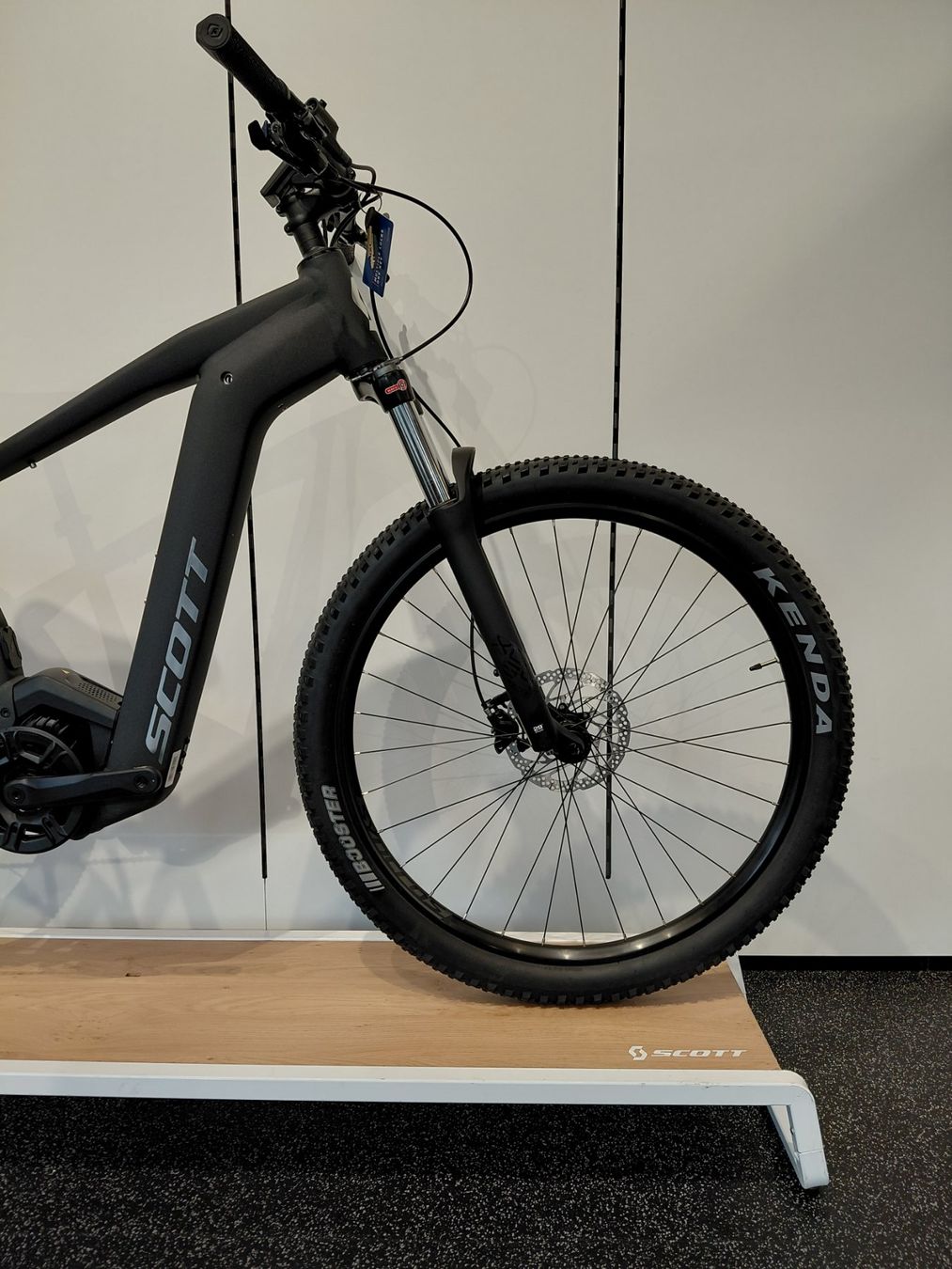 Scott Vélos: Scott Aspect eRide 920 2024 – Neuf avec emballage d'origine à Klosters par mie_9vjk 3