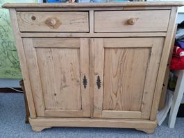 Antike Schafreite / Kommode aus Tannenholz