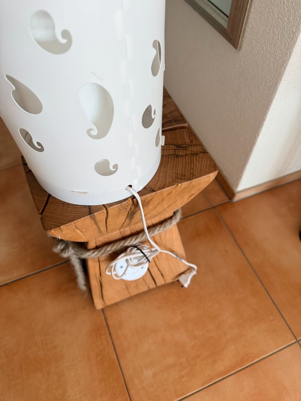 Lampade: Stehlampe, weiss, Paisleymuster – Usato da Nuerensdorf venduto da ghi_b7xs 1