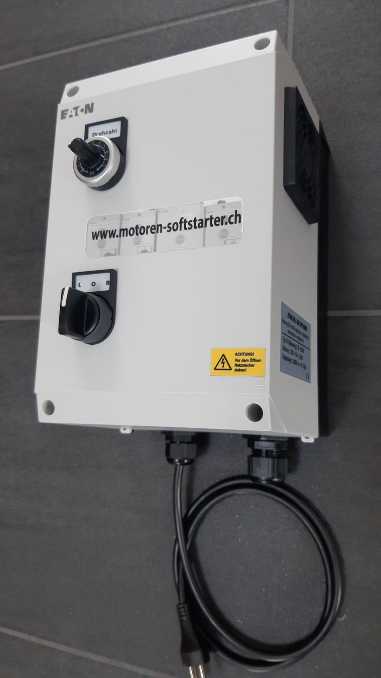 Componenti elettronici: Frequenzumformer 2.2kW 400V mit 230V Speisung – Nuovo e nell'imballaggio originale da Rothenthurm venduto da DS12A